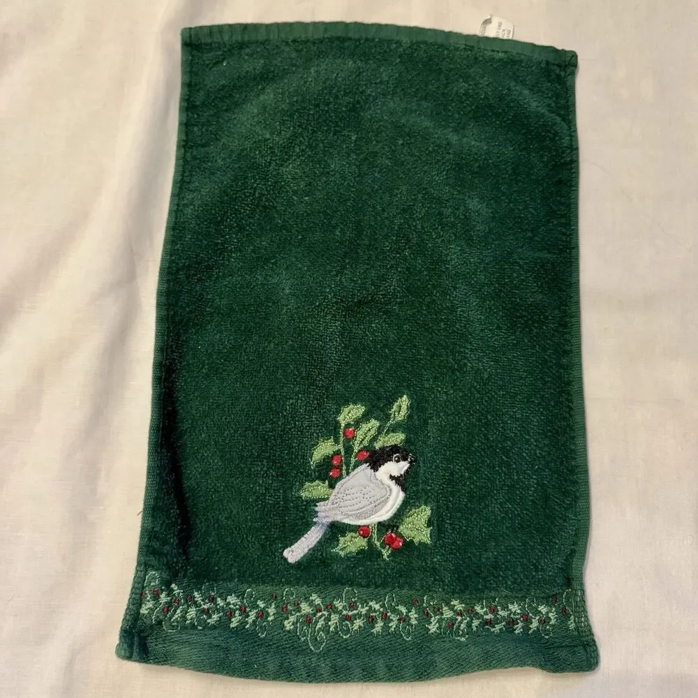 Vintage Christmas Embroidered Guest Small Hand Towel Sparrow Bird Holly Berries